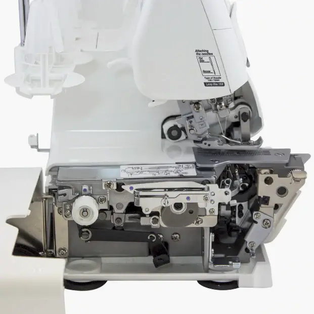 MO-735 - Kombinerad overlock och coverstitch