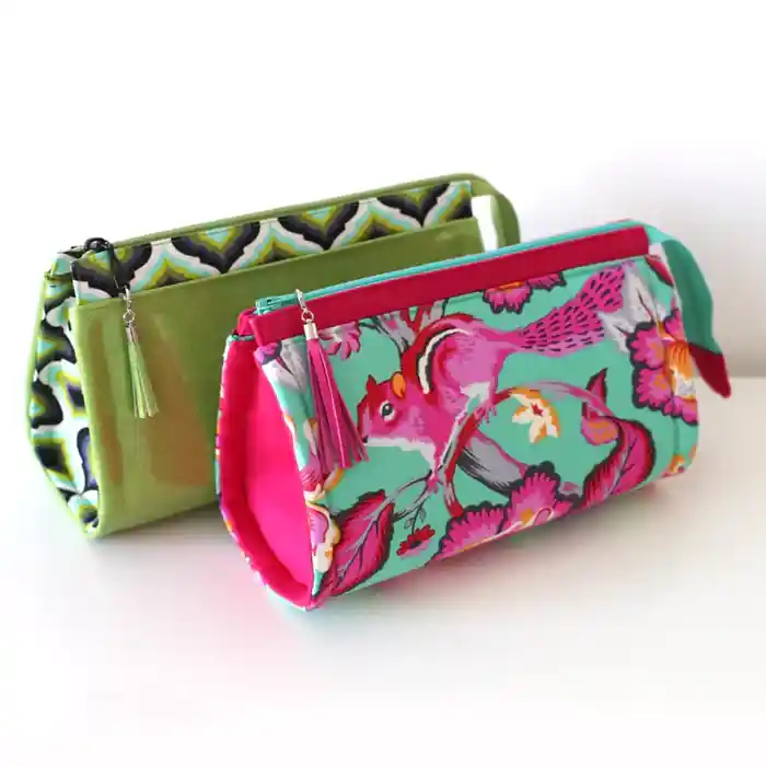 RENO ROUNDED MAKUP BAG