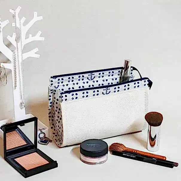 RENO ROUNDED MAKUP BAG