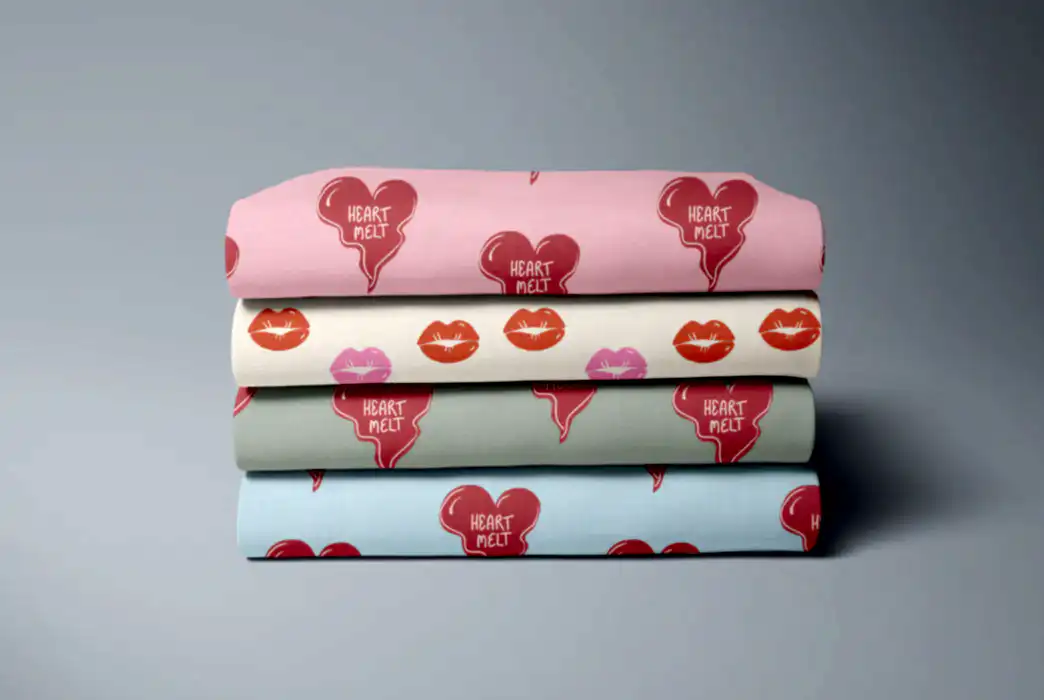 HEART MELT - PINKY - PRINT ON DEMAND