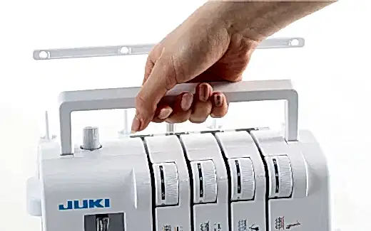 MO-80 - 2-nål, 2/3/4-trådig overlock med friarm och extra LED-belysning