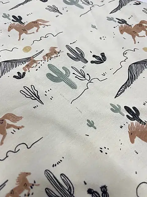 ANDRA SORTERING - WILD WEST- CREME (027) - TRIKÅ / M