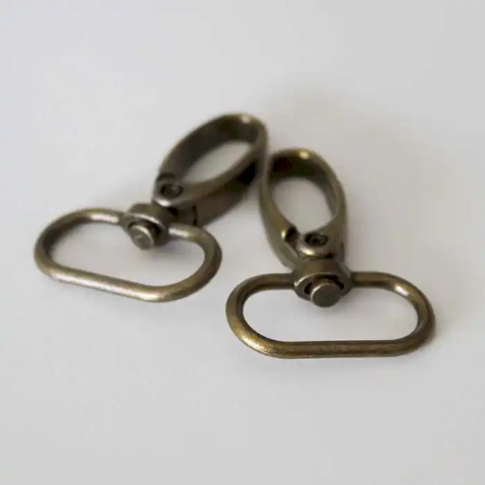 2 ST KARBINHAKE 25 mm/1 in. ANTIQUE