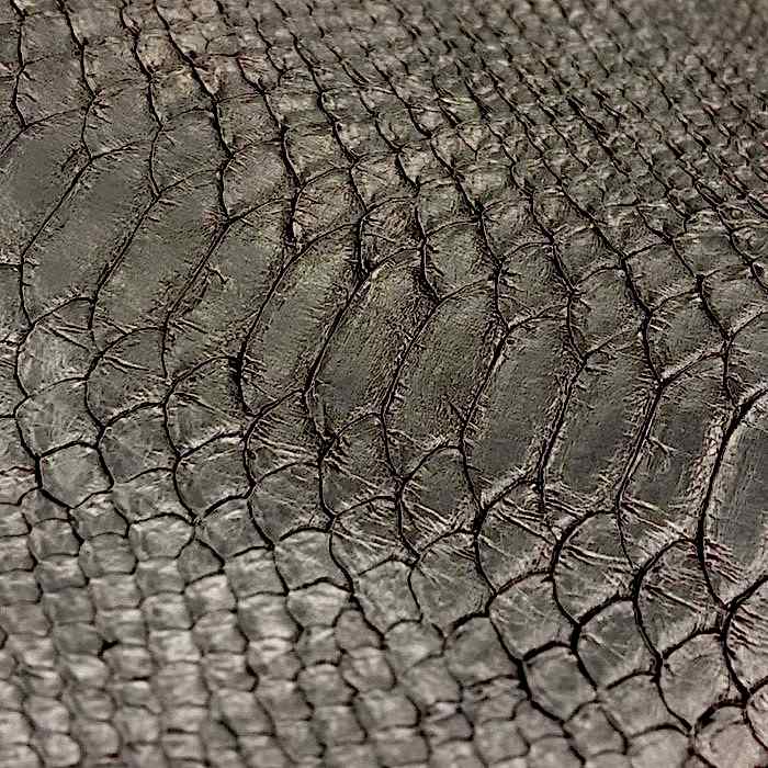 VINYL - SNAKE - BLACK